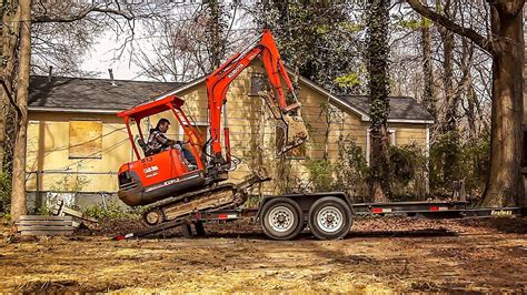 how to load mini excavator in pickup bed|How to Properly Transport Your Compact (Mini) Excavator.